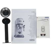 Кофеварка рожковая DeLonghi Dedica EC 685.W белый