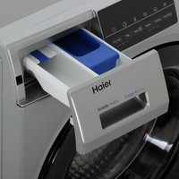 Стиральная машина Haier HW60-BP12929ASE серый