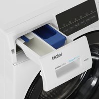 Стиральная машина Haier HW70-BP12929E белый