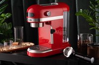 Espresso machine Ardesto YCM-E1501 red