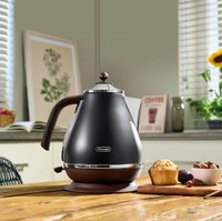 Электрочайник DeLonghi Icona Vintage KBOV 2001.BK черный