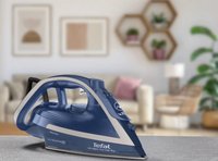 Утюг Tefal Ultragliss Plus FV6830E0 синий