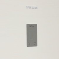Холодильник с морозильником   Samsung RB37A5470EL/WT бежевый