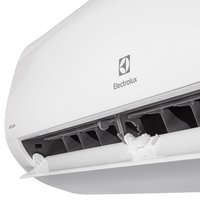 Кондиционер настенный сплит-система Electrolux Atrium EACS-07HAT/N8 белый