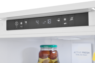 Изображение товара Встраиваемый холодильник Hotpoint HBT 18