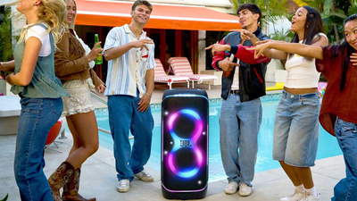JBL представила PartyBox 720 — флагманскую колонку мощностью 800 Вт с батареей на 15 часов работы