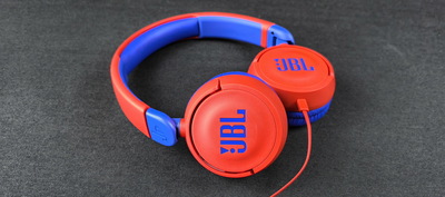 Обзор проводных наушников JBL JR310
