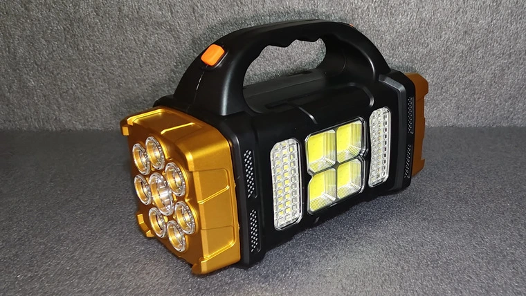 Обзор ручного фонаря Ultraflash LED38100
