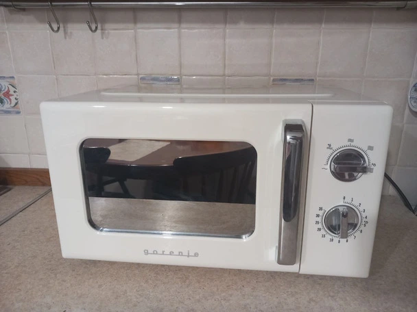 Обзор микроволновой печи Gorenje MO20E1HRL