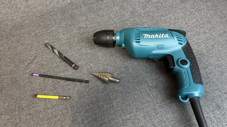 Обзор дрели Makita 6413 с быстрозажимным патроном