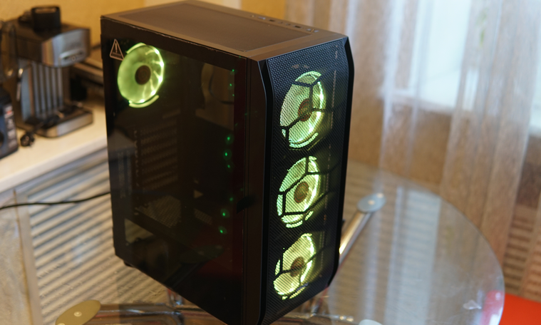 Обзор корпуса для полноразмерных ATX-плат GiNZZU GL300 — как «Мерседес»? В смысле — скрипучий?..