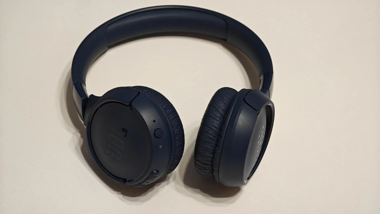 Обзор наушников JBL Tune 520BT