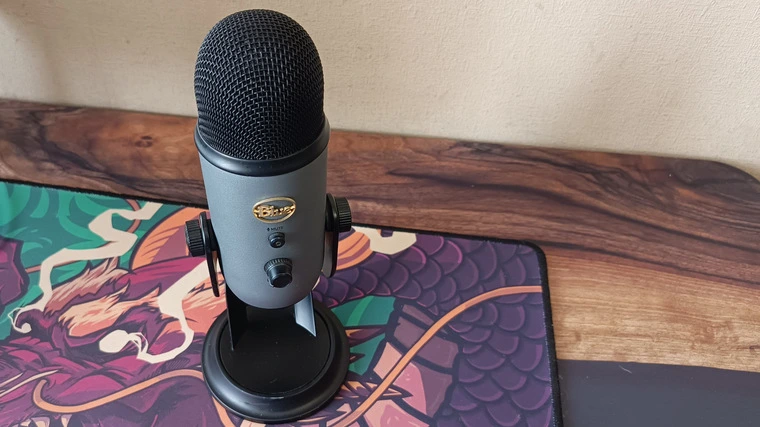 Обзор конденсаторного микрофона Blue Yeti Blackout