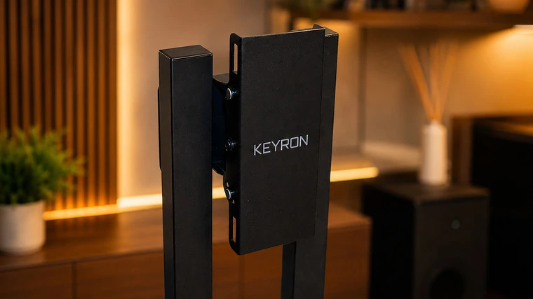 Обзор стойки с кронштейном KEYRON Mercury