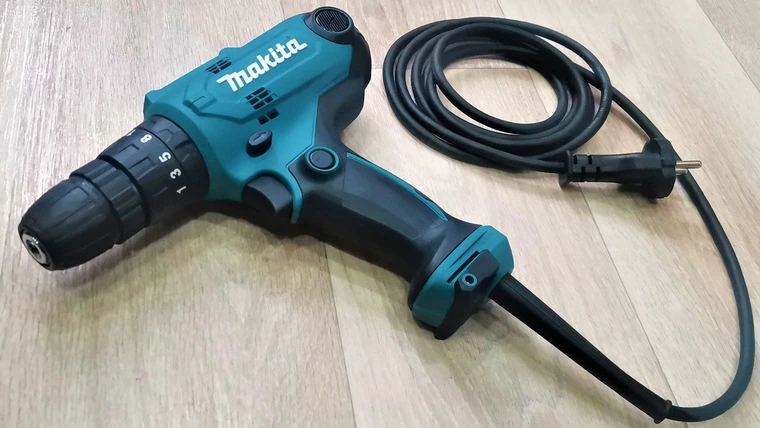 Обзор дрели-шуруповерта Makita HP0300