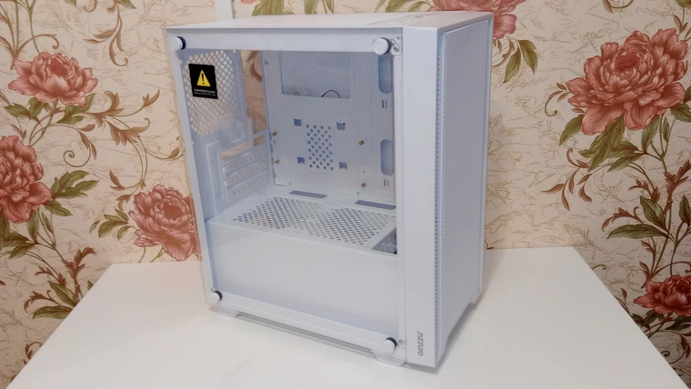Обзор корпуса GiNZZU CL540
