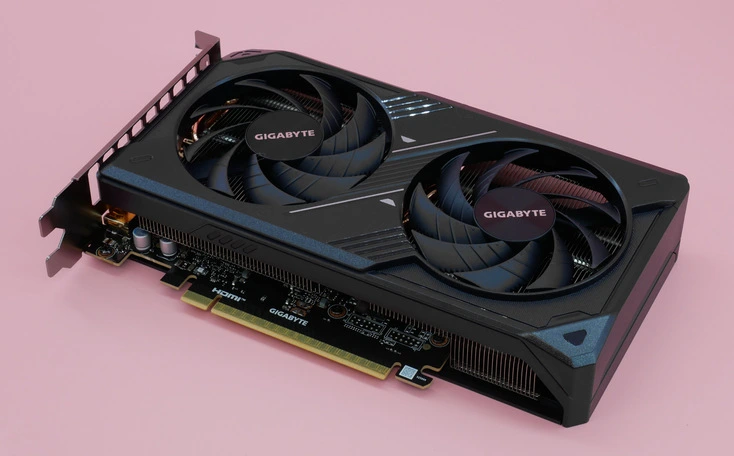Обзор видеокарты GIGABYTE GeForce RTX 5060 WINDFORCE MAX OC