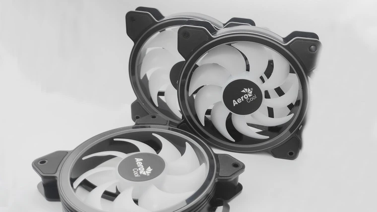 Обзор комплекта вентиляторов Aerocool Saturn 12F ARGB Pro 3 pcs + HUB