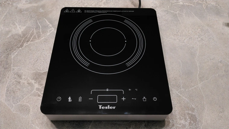 Обзор плиты компактной электрической TESLER PI-15