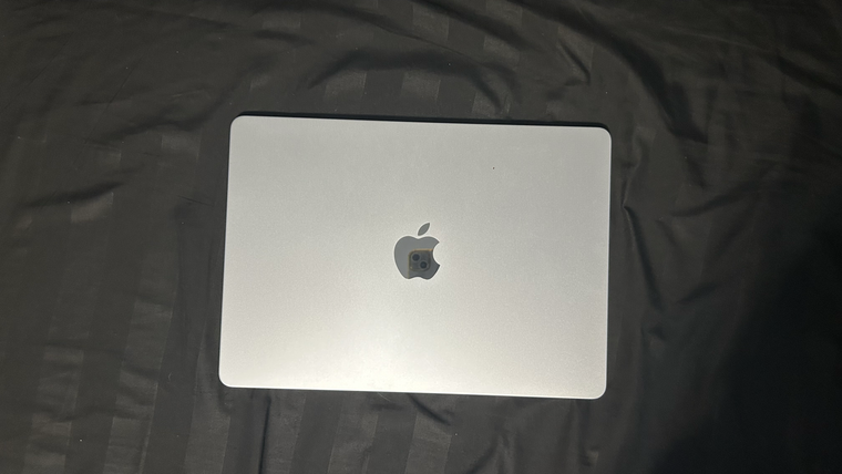 Обзор ноутбука Apple MacBook Air M4