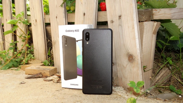 Обзор бюджетного смартфона Samsung A02