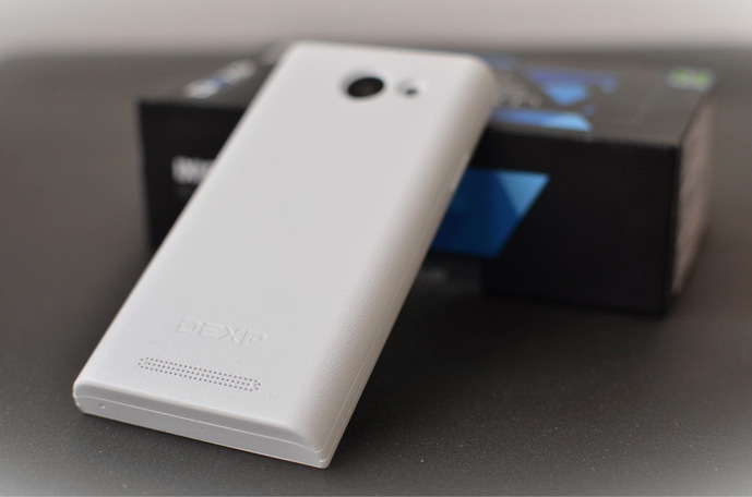 Купить 4.5" Смартфон DEXP Ixion XL145 Snatch 8 ГБ белый в интернет магазине DNS. Характеристики, цена DEXP Ixion XL145 Snatch | 1022276