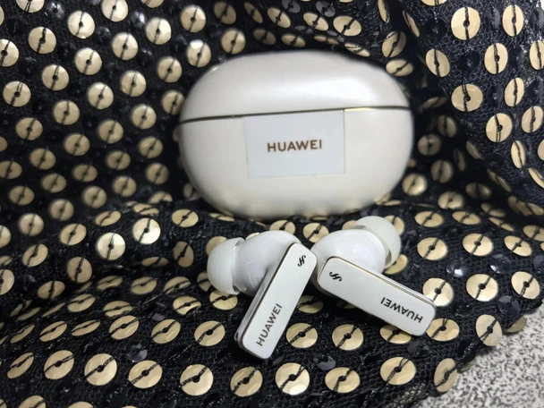 Обзор TWS наушников Huawei FreeBuds Pro 4 — любимые от любимого