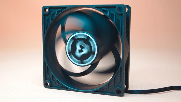 Обзор вентилятора Arctic Cooling P8 PWM PST CO