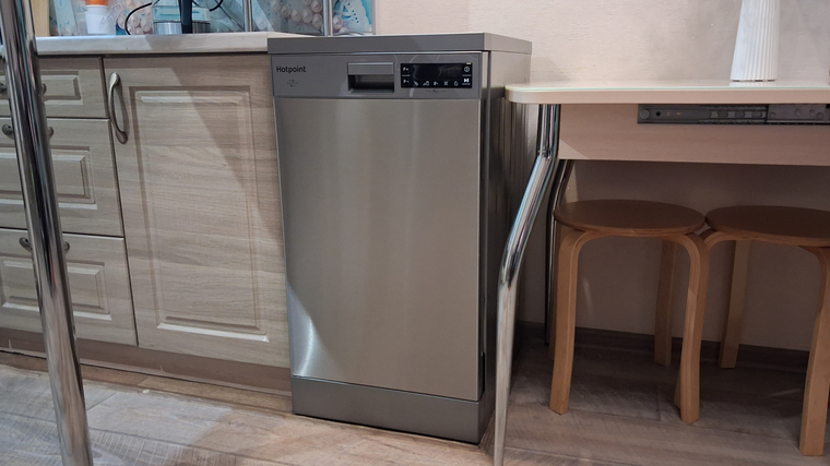 Обзор посудомоечной машины Hotpoint HFS 2C85 DWX