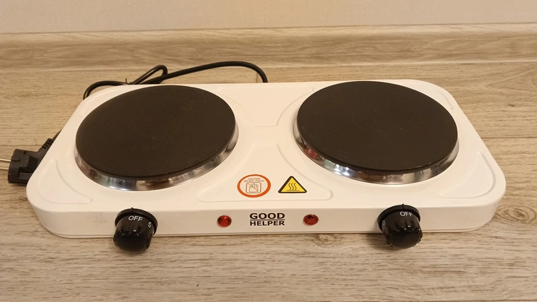 Обзор компактной электрической плиты Goodhelper ES-20P10