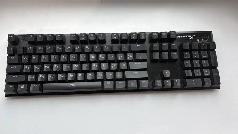 Обзор клавиатуры HyperX Alloy Origins HX-KB6RDX-RU: полноразмерная механика на HyperX red