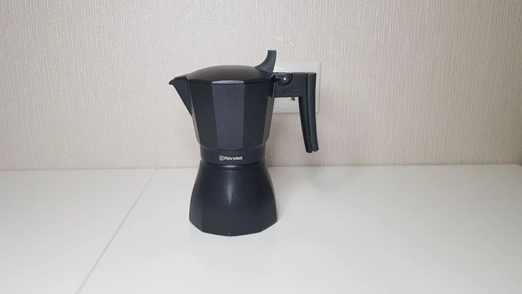 Обзор гейзерной кофеварки Rondell Kafferro RDA-994