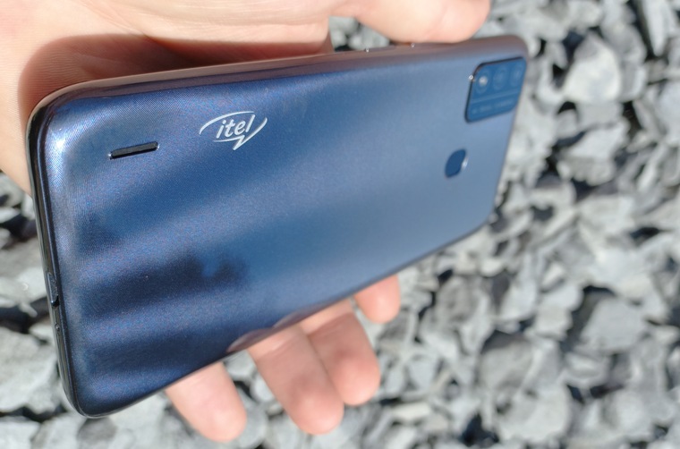 Обзор смартфона Itel A48 32 ГБ