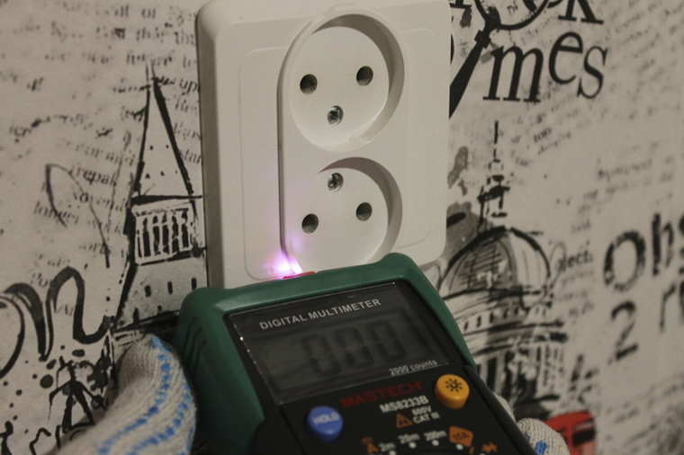 Функция NCV у Mastech MS8233B