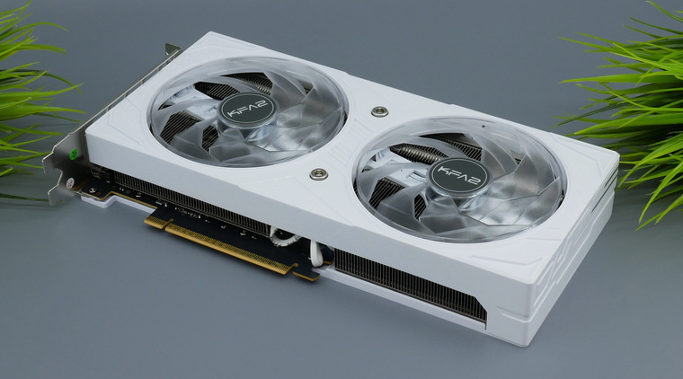 Обзор видеокарты KFA2 ROCK(X) GeForce RTX 5060 — необходимый