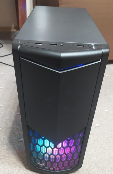 Обзор на корпус Aerocool Tomahawk-A