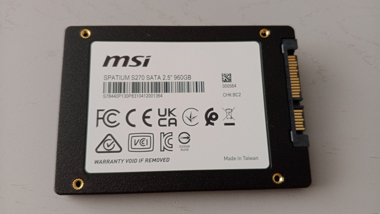 Обзор твердотельного накопителя с 960 Гб памяти SSD 2.5