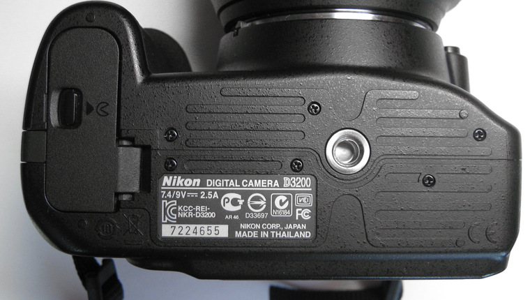 Обзор камеры начального уровня Nikon D3200 Kit 18-105 | Зеркальные