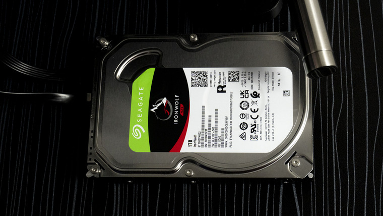 Обзор жесткого диска Seagate IronWolf 1TB (ST1000VN002) для NAS