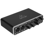 Внешняя звуковая карта BEHRINGER UMC204HD