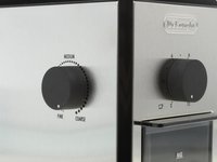 Electric coffee grinder Delonghi KG 89 silver