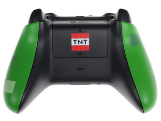 Игровая приставка Microsoft Xbox One S + Minecraft