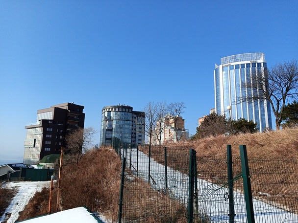 Купить 6.55" Смартфон Tecno Camon 12 Air 32 ГБ золотистый в интернет магазине DNS. Характеристики, цена Tecno Camon 12 Air | 1606326