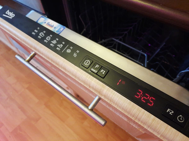 Встраиваемая посудомоечная машина BEKO DIS25010 - Обзор