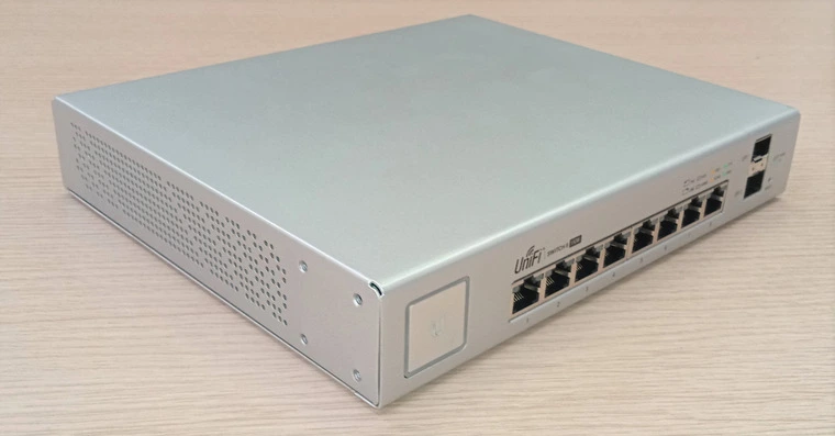Коммутатор Ubiquiti US-8-150W-EU Обзор