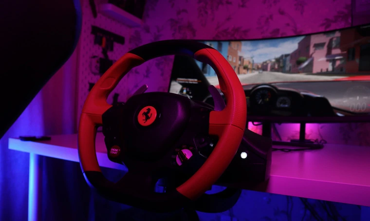 Обзор Thrustmaster Ferrari 458 Spider Racing Wheel – самый популярный руль для FORZA