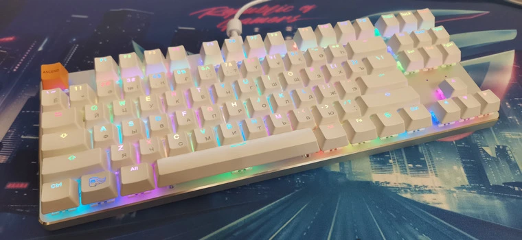 Glorious GMMK-TKL – обзор механической клавиатуры
