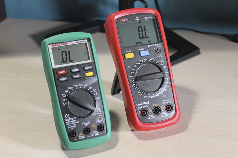 Mastech MS8221C и UNI-T UT39E+