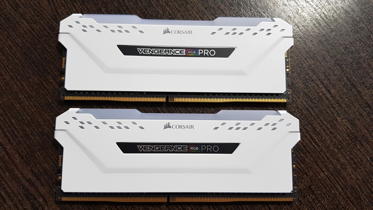 Обзор оперативной памяти Corsair Vengeance RGB PRO