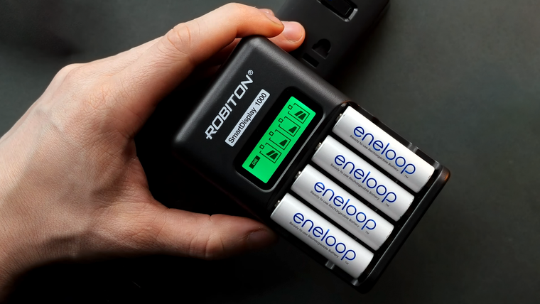 Какие аккумуляторы AA лучше: выбираем правильно | Батарейки и ...